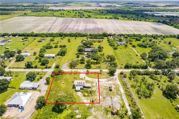 2710 Evans RD, Labelle, FL 33935