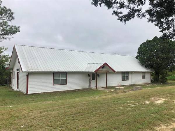 299 N CR 3796,  Adamsville,  TX 76650