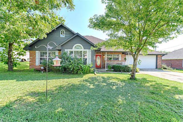 507 S 5th Street, Crandall, TX 75114