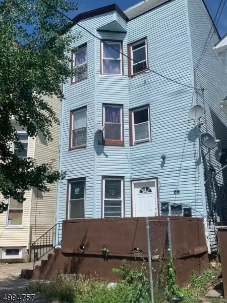 69 GRAHAM AVE, Paterson City, NJ 07524