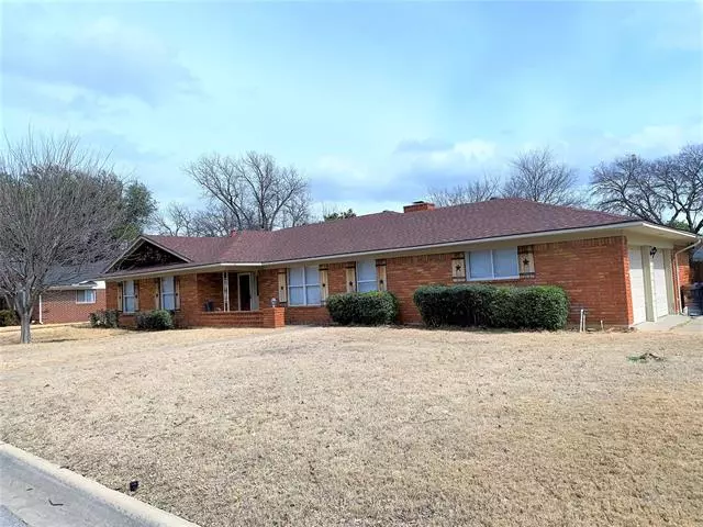 2202 Picadilly Lane, Denton, TX 76209