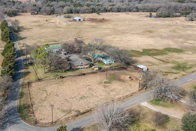 9591 Dripping Springs Road, Denison, TX 75021