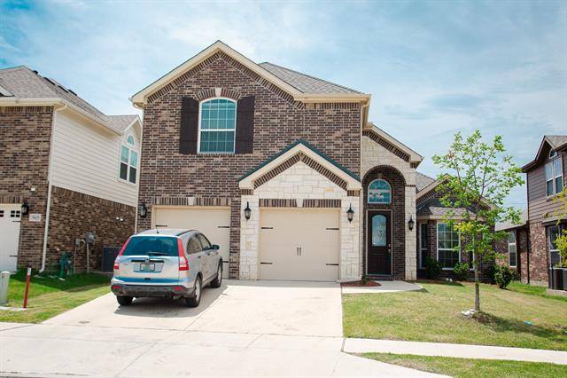 9433 Saltbrush Street, Fort Worth, TX 76177