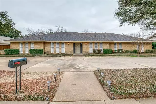 Dallas, TX 75244,4334 Willow Lane