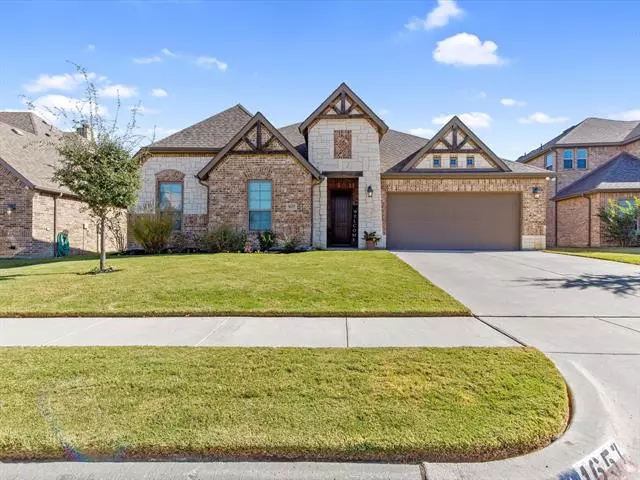 1657 Laramie Lane, Burleson, TX 76028