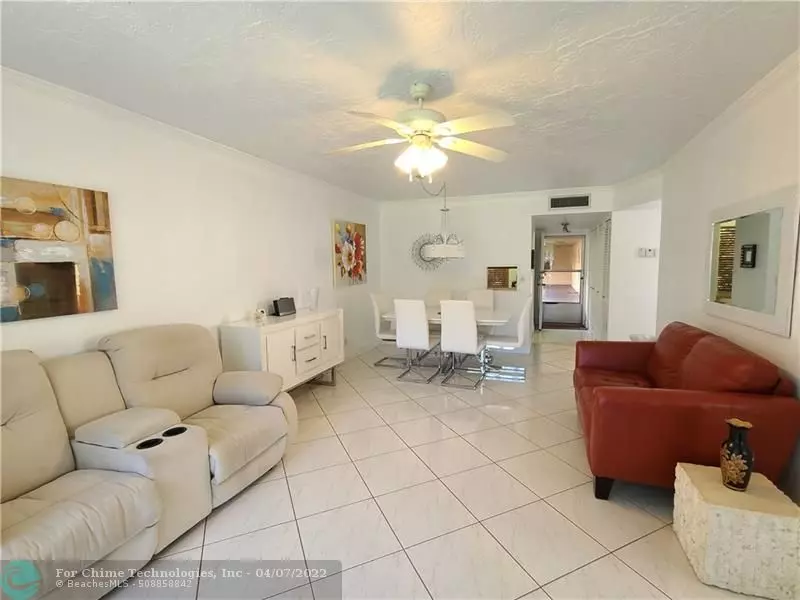 2811 Somerset Dr  #110, Lauderdale Lakes, FL 33311