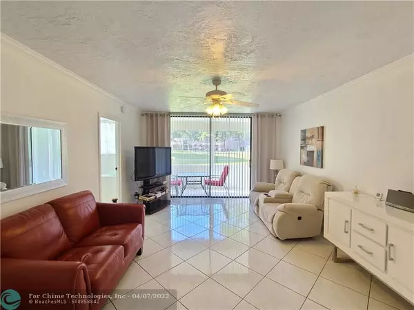 Lauderdale Lakes, FL 33311,2811 Somerset Dr  #110