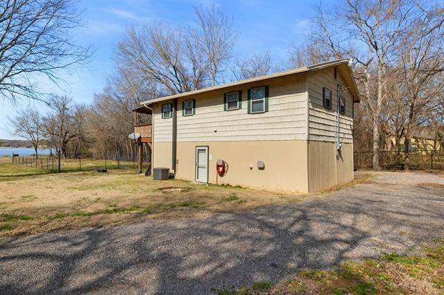 Eustace, TX 75124,18060 CR 2509