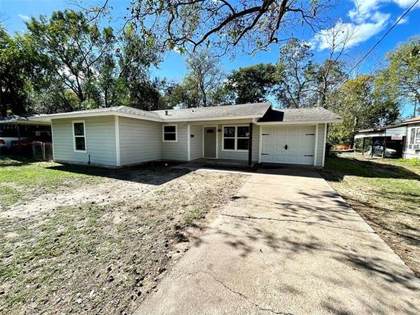 815 Cranford Street, Sulphur Springs, TX 75482