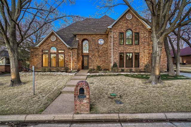 7205 Forestwind Court, Arlington, TX 76001