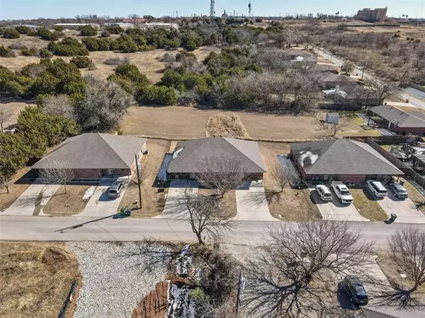 108 N Workman Road, Decatur, TX 76234