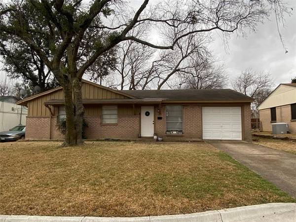 510 Holly Lane, Duncanville, TX 75116