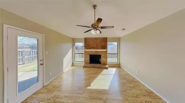 Fort Worth, TX 76134,1813 Kings Canyon Circle