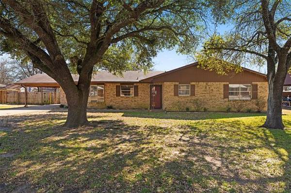 575 Greenbriar Lane, Fairfield, TX 75840