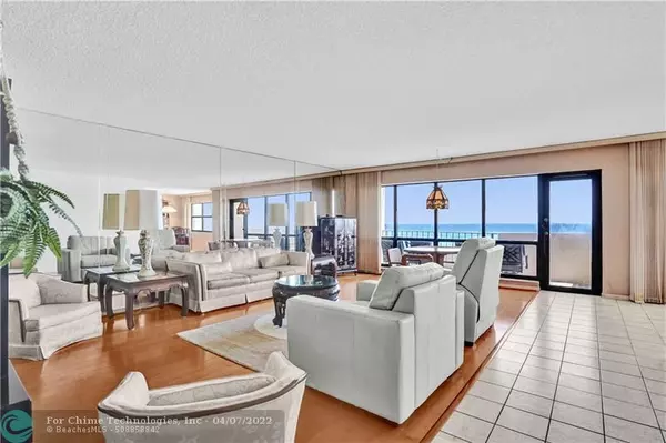 Lauderdale By The Sea, FL 33308,4900 N Ocean Blvd  #915