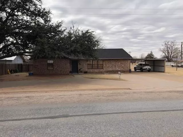 Rotan, TX 79546,509 N Cleveland Avenue