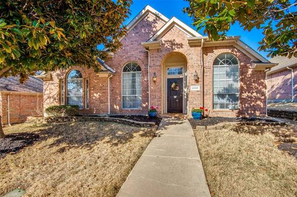 2858 Ridgedale Drive, Lewisville, TX 75067