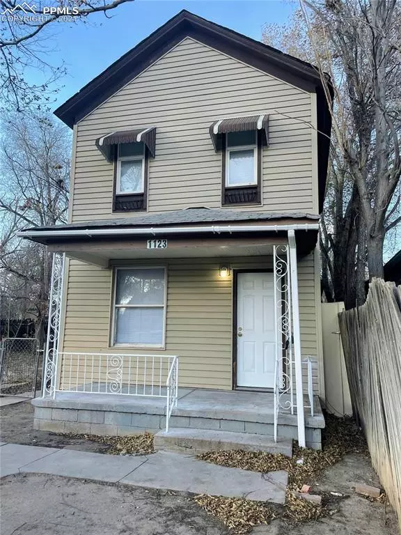 1123 W Mesa AVE, Pueblo, CO 81004