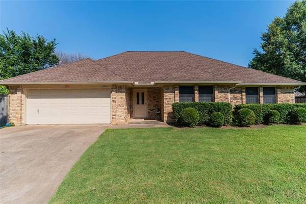 6404 Blake Court, North Richland Hills, TX 76182