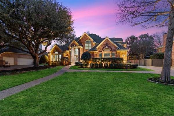 220 HIGHLAND OAKS Circle, Southlake, TX 76092