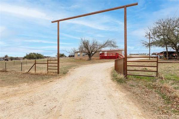 1661 County Road 195, Dublin, TX 76446