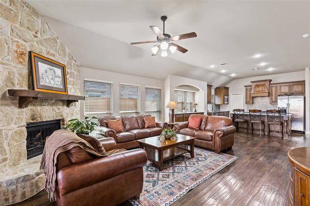 12732 Steadman Farms Drive, Fort Worth, TX 76244
