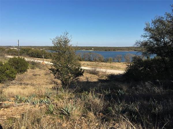 000 Feather Bay Dr, Brownwood, TX 76801