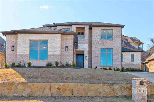 6813 Woodland Hills Drive, North Richland Hills, TX 76182