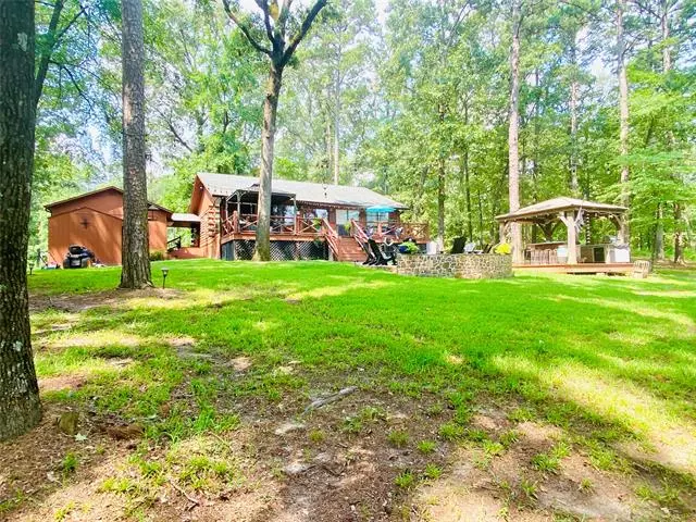 409 Lake Shore Drive, Scroggins, TX 75480