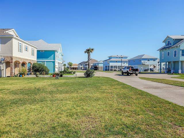 1921 Laguna Harbor Cove Boulevard, Port Bolivar, TX 77650