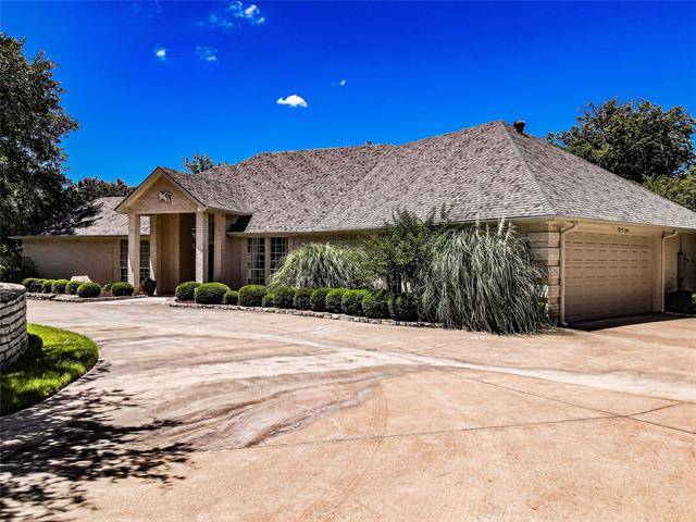 Granbury, TX 76049,710 Goldeneye Drive