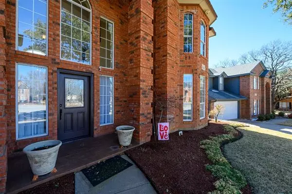 Grapevine, TX 76051,2136 Brownstone Court