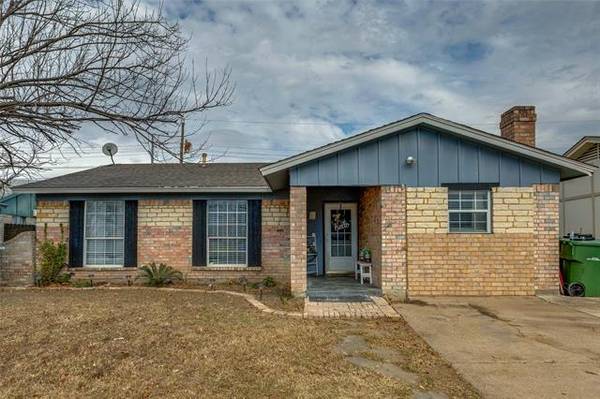 525 Parker Circle, Garland, TX 75040