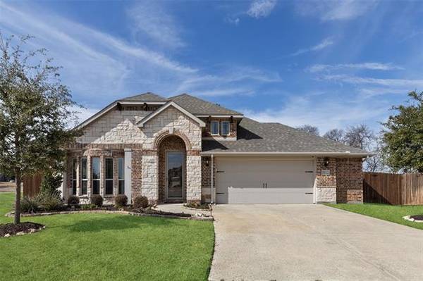 5012 Stillhouse Hollow Lane, Denton, TX 76226