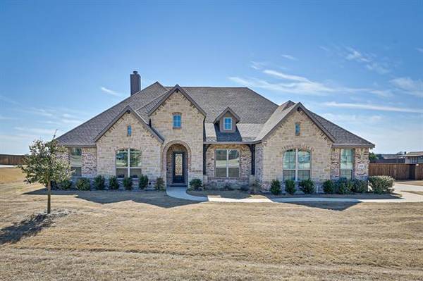 2430 Siltstone Circle, Midlothian, TX 76065