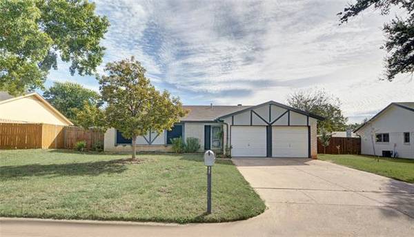 7608 Mapleleaf Drive, North Richland Hills, TX 76182