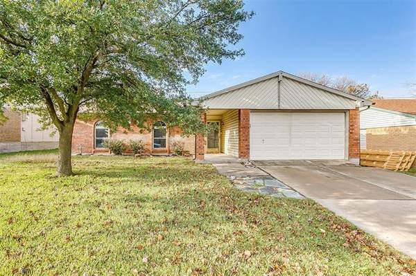 6429 Sunset Road, North Richland Hills, TX 76182