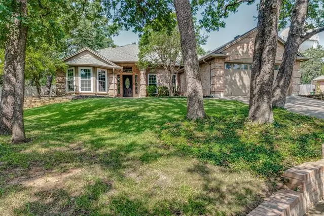 7500 Orchard Court, North Richland Hills, TX 76182