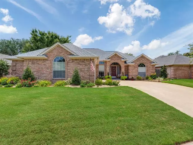 7832 Old Hickory Drive, North Richland Hills, TX 76182