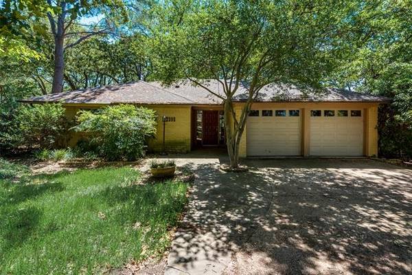 7205 Post Oak Drive, North Richland Hills, TX 76182