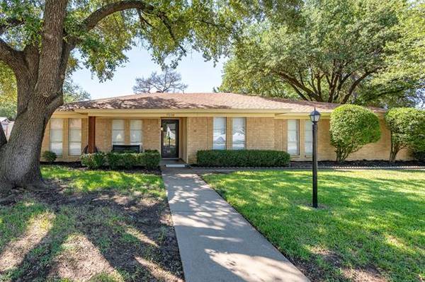 7508 Noreast Drive, North Richland Hills, TX 76180