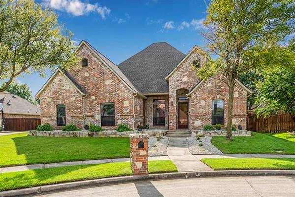 8517 Layna Court, North Richland Hills, TX 76182