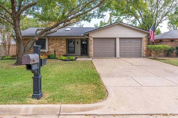 8240 Saint Patrick Street, North Richland Hills, TX 76180