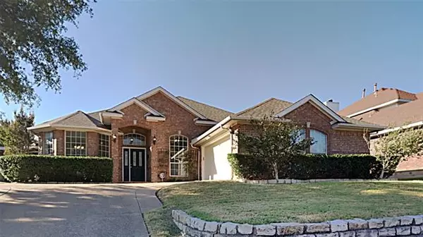 9216 Glenhaven Court, North Richland Hills, TX 76182