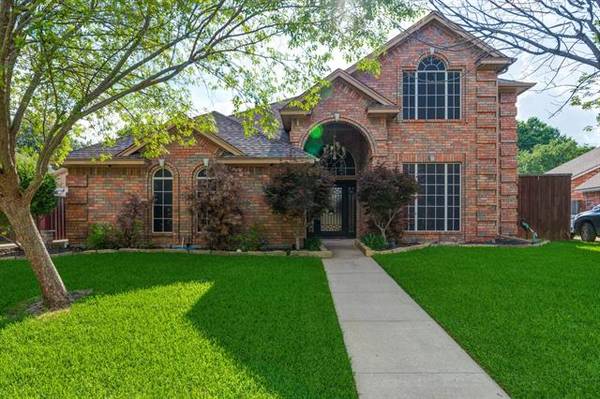 7325 Cottonwood Court, North Richland Hills, TX 76182