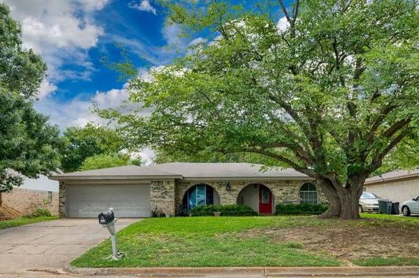 3724 Venice Drive, North Richland Hills, TX 76180