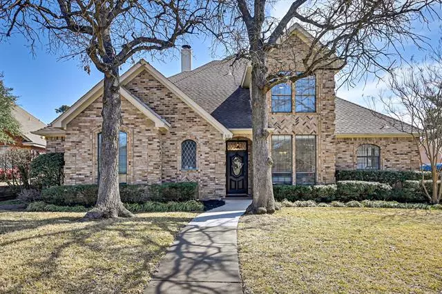 810 Turnberry Drive, Mansfield, TX 76063