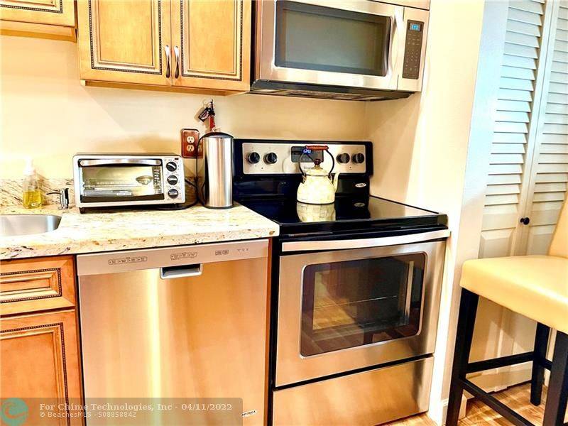 Fort Lauderdale, FL 33308,5300 NE 24th Ter  #335C