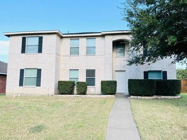 1268 Highview Drive, Cedar Hill, TX 75104