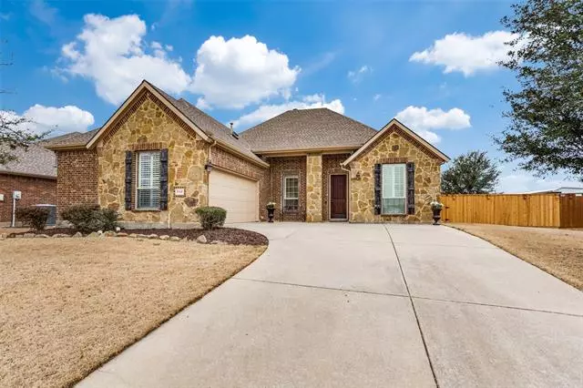 7117 Hickory Estates Drive, Sachse, TX 75048